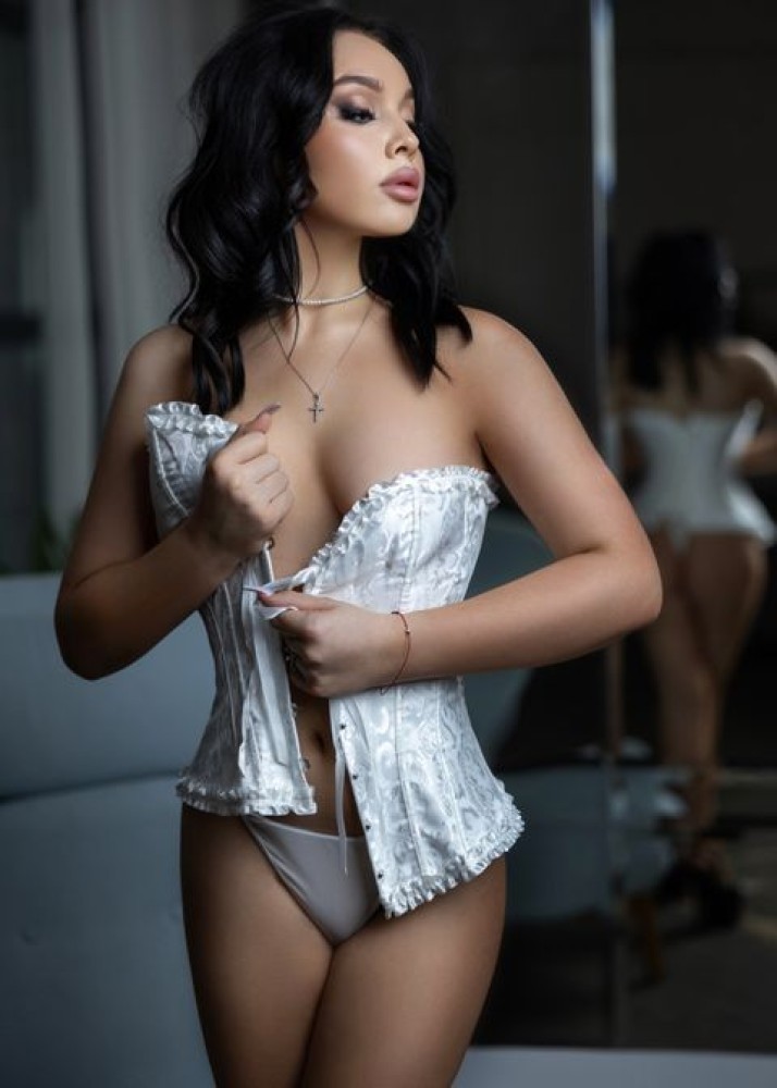 Индивидуалка Эмилия фото № 2 в городе Йошкар-Ола